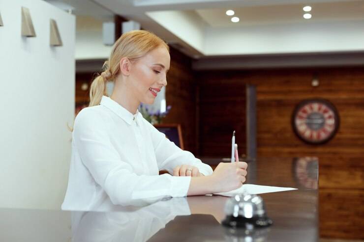 Обязанности администратора гостиницы