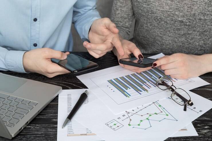 Обязанности и зарплата финансового аналитика